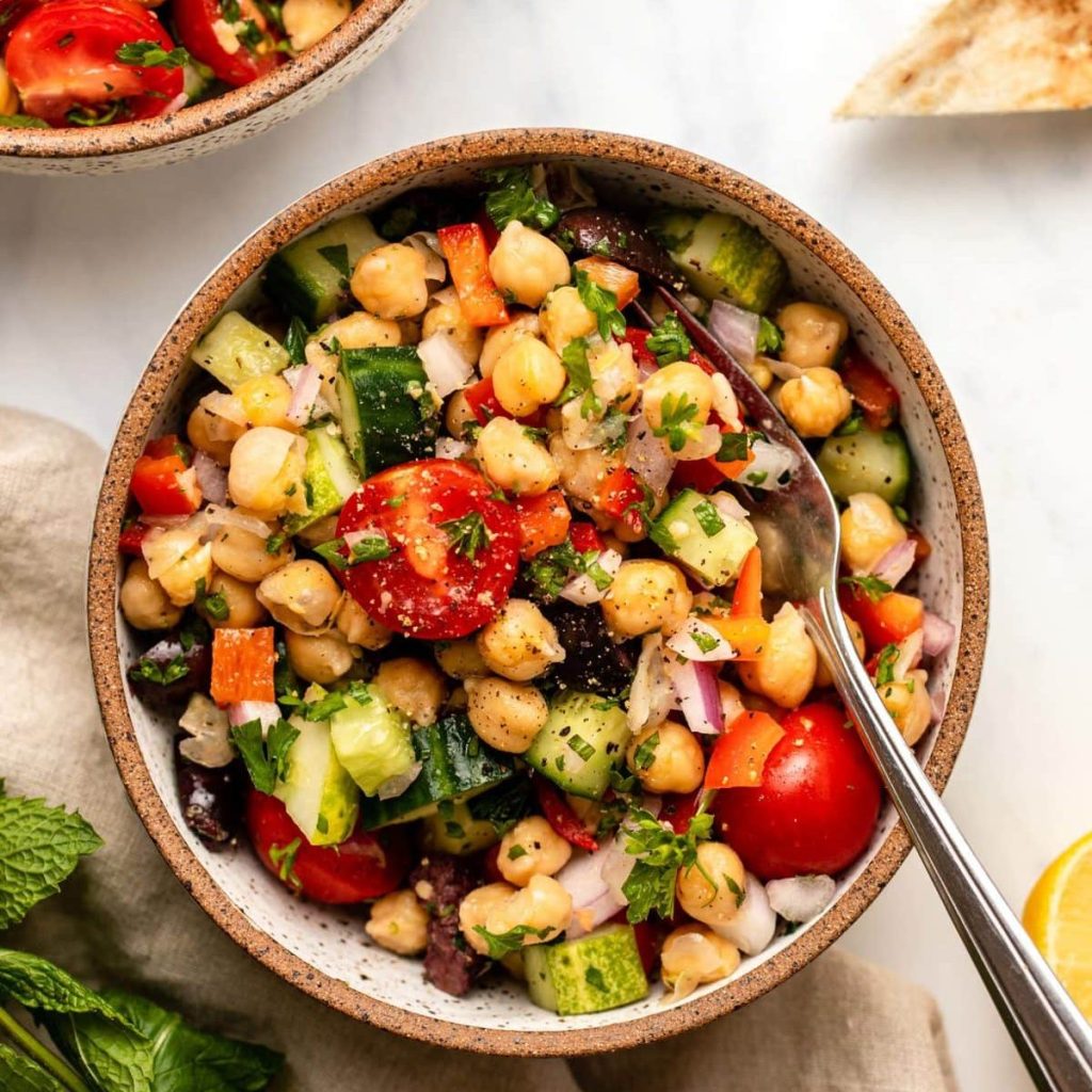mediterranean_chickpea_salad